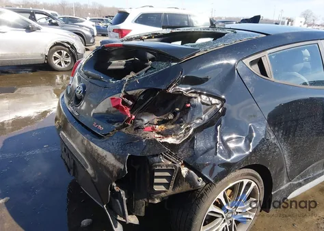 2016 Hyundai Veloster Turbo z USA, uszkodzony, nr VIN KMHTC6AE7GU282489